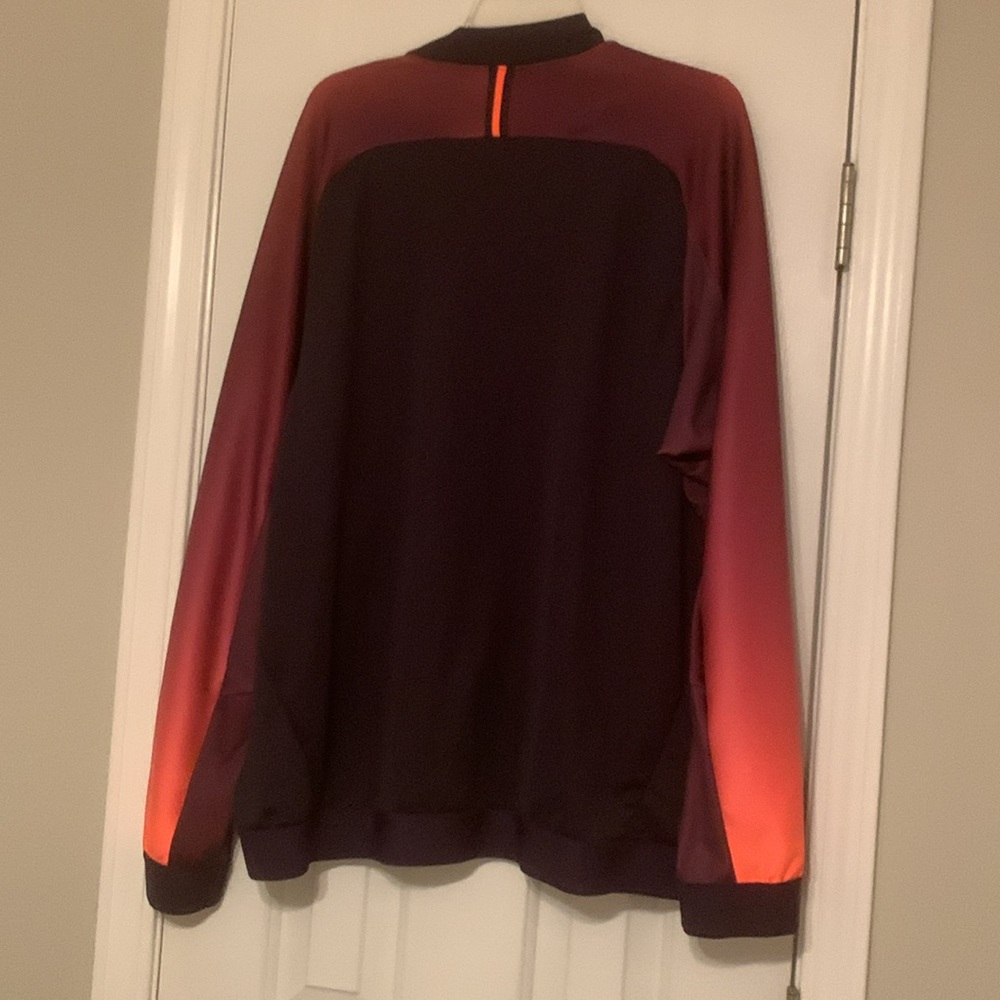 Nike jacket - Picture 2 of 5